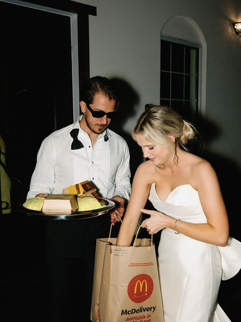 Mcdonalds After Wedding, Mcdonalds Wedding Photo, Mcdonald’s Wedding Photos, Mcdonalds At Wedding, Mcdonald’s Wedding, Mcdonalds Wedding Late Night, Mcdonalds Photoshoot, Mcdonalds Wedding, Wedding Late Night Snacks