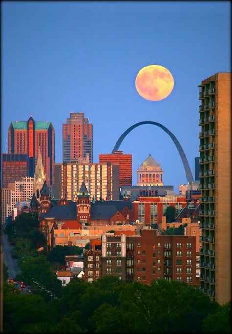 Harvest Moon, St Louis Missouri, To Infinity And Beyond, St Louis Mo, North Dakota, Saint Louis, Route 66, Oh The Places Youll Go, Historical Sites