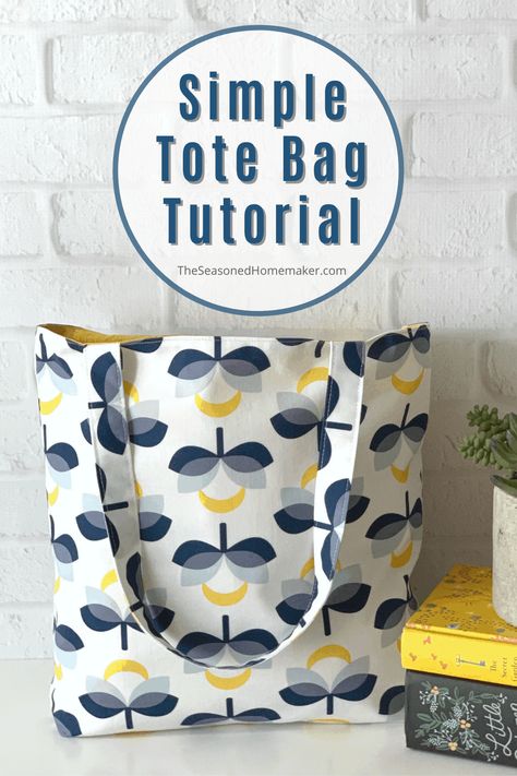 Beginner Sewing Bag Pattern, Pocket Bag Design, Flannel Fabric Sewing Projects, How To Make Shopping Bags Fabrics, How To Sew A Shopping Bag, Easy Bags To Make, Fabric Grocery Bag Pattern, Patterns For Bags To Sew, Market Bag Sewing Pattern Free