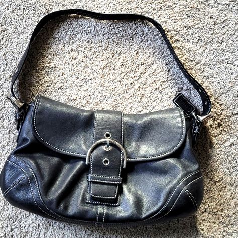 Hippies, Couch Bag, 90s Bag, Large Leather Purse, Black Coach Purses, Gray Handbags, Bags Coach, Leather Shoulder Handbags, Pretty Bags