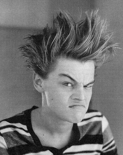 Some of the most awkward pictures of Leonardo ever. I'm laughing so hard!!! Leonardo Dicaprio, Leonardo Dicaprio Funny, Awkward Pictures, Leonardo Dicapro, Leonardo Dicaprio 90s, Young Leonardo Dicaprio, Leo Dicaprio, The Perfect Guy, Famous Faces