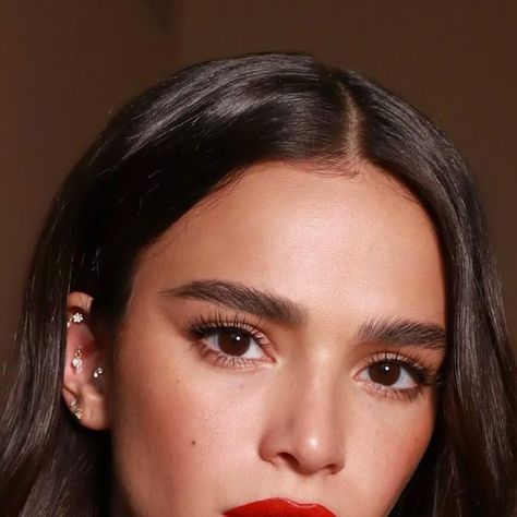 Nikki_Makeup on Instagram: "Beautiful Bruna for @loewe 🌹 @brunamarquezine 
Hair @peterluxhair 
Style @danixmichelle #nikki_makeup" Hair, Instagram, Make Up, Wedding Make Up, Nikki Makeup, March 2, Wedding Makeup, Makeup, On Instagram