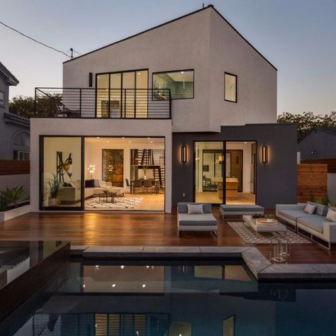 Admiral House in Los Angeles Featuring Contemporary Design and a Zen-like Aesthetic La House Aesthetic, Contemporary House Exterior, Residential House, Cute House, Home Building Design, Contemporary House Design, Los Angeles Homes, Dream House Exterior, Pretty House