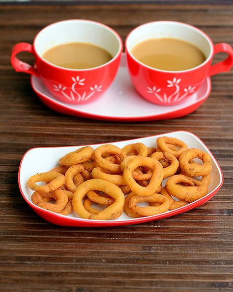 Indian Snacks, Selamat Sore, Eating Food Funny, Good Morning Coffee Gif, Dry Snacks, Chai Recipe, Morning Gif, Evening Snacks, Indian Snack Recipes