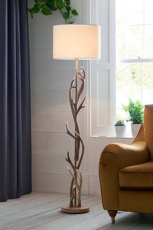 Antler Floor Lamp, Antler Lamp, Antler Ideas, Classic Floor Lamps, Rustic Floor Lamps, Deer Antler Decor, Antler Lights, Antlers Decor, Antler Crafts