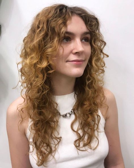 Long Curly Hair with Curtain Bangs Long Hair Curtain Bangs Curly Hair, Long Shag On Curly Hair, Shag Long Hair Curly, Curly Long Fringe, Shag Long Curly Hair, Face Frame Bangs Curly Hair, Subtle Curtain Bangs Curly Hair, Curly Hairstyles Layers Medium, Certain Bangs Curly Hair