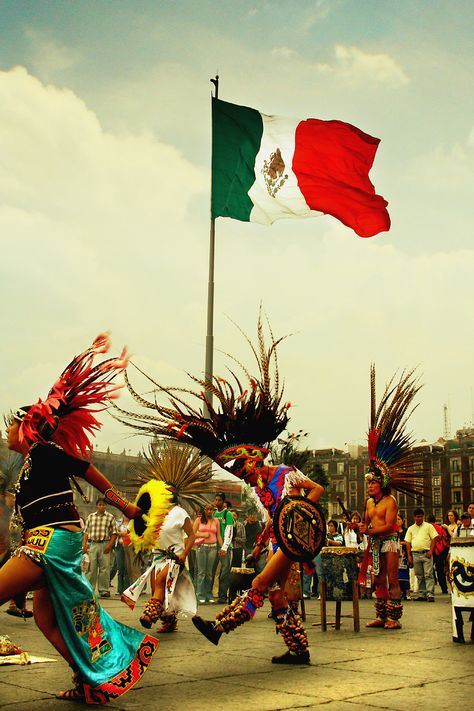 Indigenous dancers - Mexico City Aztec Totem, Mexico Wallpaper, Beautiful Mexico, Mexican Folklore, Mexican Culture Art, Mexican Traditions, Hispanic Culture, Mexican Heritage, Mexico Culture