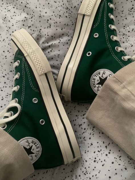 Green converse Converse Chuck 70 Dark Green, Aesthetic Green Converse, Converse Green Shoes, Dark Green Converse Aesthetic, Emerald Green Converse, Slytherin Converse, Converse Chuck 70 Green, Best Converse Colors, Green Aesthetic Shoes