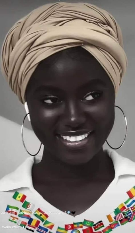 Beautiful African Women, Dark Skin Beauty, Melanin Beauty, Beautiful Dark Skin, Dark Skin Women, Ebony Beauty, Black Skin, Pure Beauty, African Beauty