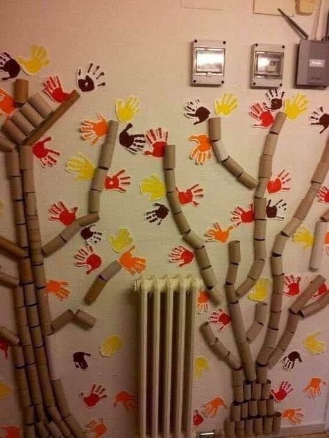 School Decorations, Thankful Tree, Tree Study, Flower School, Paper Roll Crafts, Autumn Crafts, Class Decoration, Fall Projects, Pumpkin Crafts