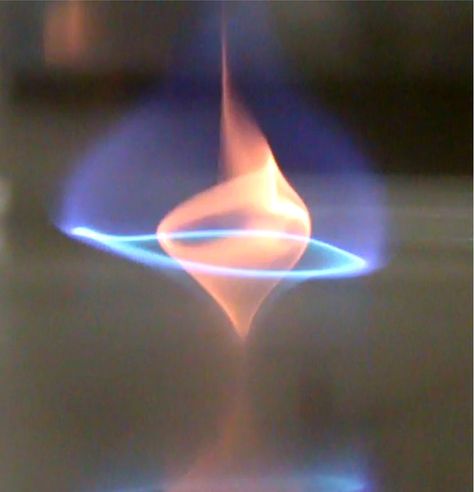 Researchers believe that a type of fire tornado called a "blue whirl," will be used to clean up oil spills in the future. #STEM #Science Green Building, Fire Whirl, Fire Tornado, Wildland Fire, Types Of Fire, Oil Spill, University Of Maryland, Blue Flames, Science And Nature