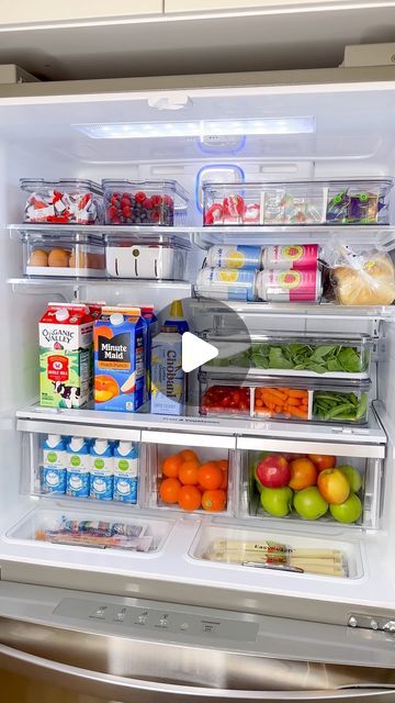 Organization Refrigerator Ideas, Organizing My Refrigerator, Lg Refrigerator Organization, How To Organize A Fridge, Fruit Fridge Storage, Frig Organizing, How To Organize Your Fridge, Fridge Organization Side By Side, Organize Fridge Ideas