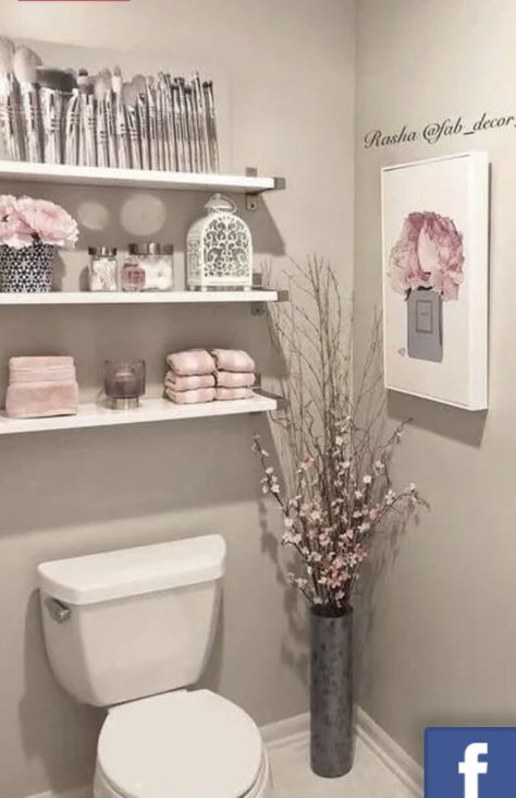 Design Small Bathroom, Glam Bathroom Decor, Feminine Bathroom, Makeover Kamar Mandi, Girl Bathroom Decor, Diy Bathroom Storage Ideas, Girly Bathroom, Glam Bathroom, Girl Apartment Decor