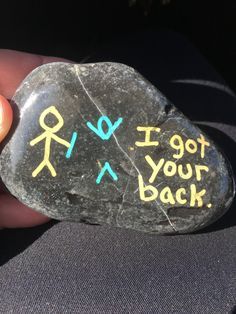 Painted Rocks Christian, Funny Rock Art, Funny Rock Painting Ideas Easy, Painted Rock Ideas Easy, Rock Painting Ideas Easy Funny, Easy Rock Painting Ideas For Beginners, Easy Rock Art, Small Rock Painting Ideas, Funny Rock Painting Ideas