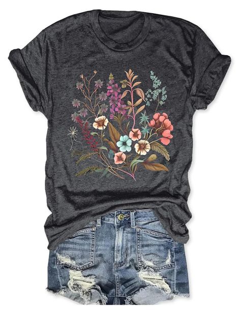 PRICES MAY VARY. Feature : Women's Vintage Flowers Printed Shirt, Floral Plant T-shirt,Wild Flower T-shirt,Nature Forest T-shirt,Daisy Flowers T-shirt,Colorful Wildflower T-shirt Garden Lover Graphic Tee Tops Material: Cotton Blended, Soft and lightweight material, Stretchy fabric, Comfy basic tops to wear OCCASIONS: Beautiful and vintage style, casual graphic print tees. Perfect for vacation, holiday, travel, workout, running, yoga, gym, shopping, party, club, outdoor and daily to Wear. Suitabl Flower Print Shirt, Plus Size Kleidung, Boho Casual, Boho Women, Plus Size T Shirts, Top Casual, Fashion Tees, Plus Size Tops, Moda Casual