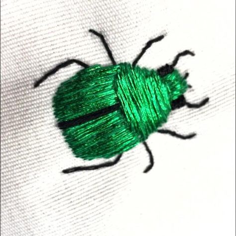 Embroidery Inspiration On Clothes, Slow Sewing Movement, Small Animal Embroidery, Embroidery Bugs Insect, Hole Mending Embroidery, Embroidery To Patch Holes, Stuff To Embroider, Alt Embroidery Ideas, Bug Embroidery Pattern