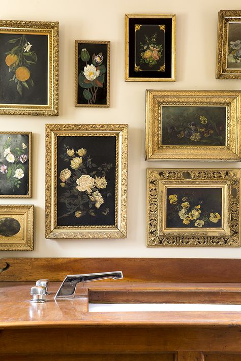 Three Decades of Antiques At Home in Lafayette, New Jersey Gold Frame Gallery Wall, Gold Gallery Wall, Gold Frame Wall, Gallery Wall Frames, Collage Frames, Wall Gallery, Inspiration Wall, Inspiration Art, New Wall