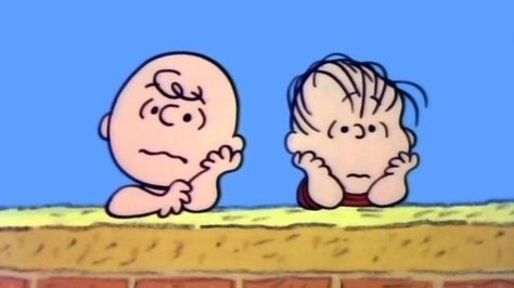 You have one true friend. | Community Post: 18 Signs You're A Real Life Charlie Brown Snoopy, Linus Charlie Brown, Charlie Brown Pumpkin, Peanuts Images, Linus Peanuts, Charlie Brown Wallpaper, Peanuts Wallpaper, Charlie Brown Characters, Charlie Brown Quotes