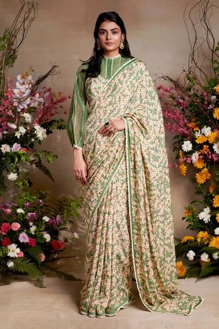 Blouse Full Sleeves, Full Sleeves Design, Floral Saree, Organza Blouse, Elegant Blouse Designs, Green Saree, Blouse For Women, Satin Color, Saree With Blouse