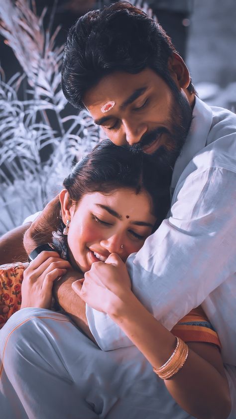 Tamil Couple Photoshoot, 3 Movie Dhanush Images, 3 Movie Dhanush Shruthi Wallpaper, 3 Movie Dhanush Shruthi, Dhanush Image, Dp For Whatsapp Unique, Tamil Photo, Cute Love Photos, Romantic Couple Poses