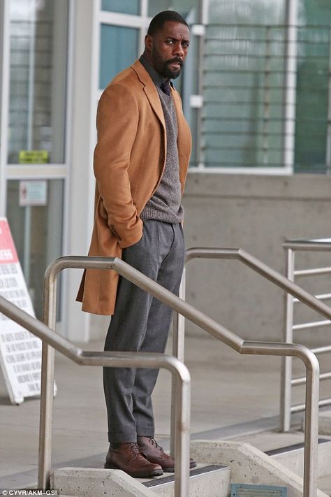 Leading man: Idris Elba, 44, was snapped filming The Mountain Between Us in Vancouver Mond... Kate Winslet, Elba, Idris Elba, The Mountain Between Us, Idris Alba, Morris Chestnut, Between Us, Black Men Fashion, Well Dressed Men