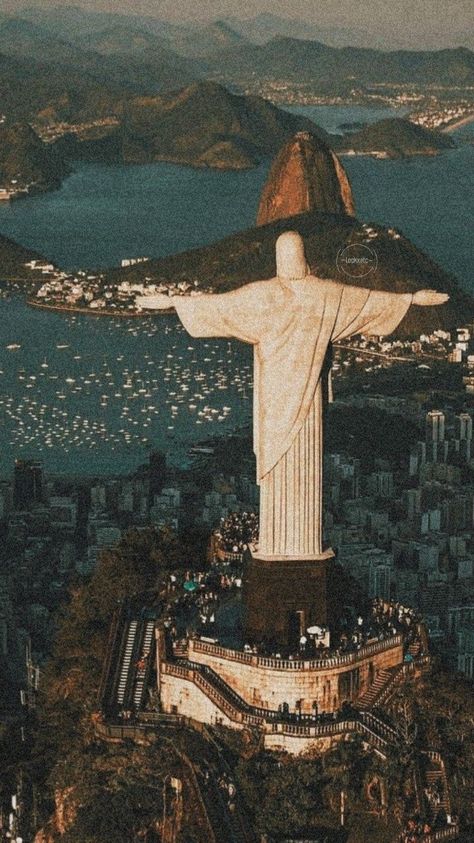 Christ The Redeemer Wallpaper, Latino Wallpaper, Wallpaper Places, Brazil Life, Brazil Wallpaper, Jesus Christ Statue, Deco Statue, Christ The Redeemer Statue, Money Wallpaper Iphone