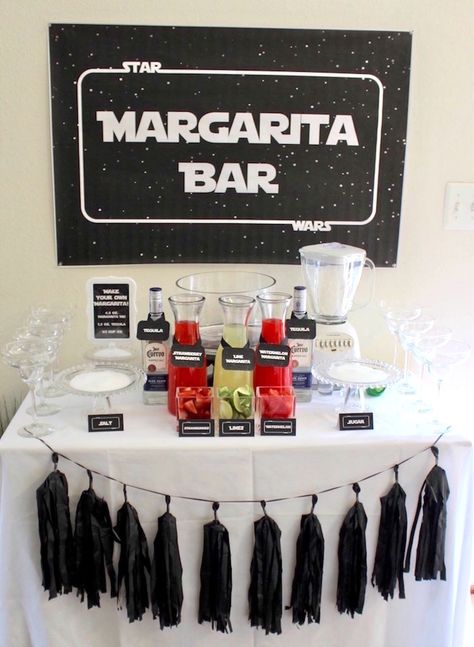 Monochromatic Party, 21st Birthday Party Themes, Star Wars Party Decorations, Star Wars Birthday Party Ideas, Decoracion Star Wars, Star Wars Themed Birthday Party, Star Wars Baby Shower, Star Wars Wedding Theme, Margarita Bar