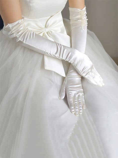 2022 Simple Cloth Wedding Gloves. This product is very popular among our customers all over the world. Currently, our website offers you a wide range of styles and colors of gloves. You can have a lot of choices to pick the product you like. Quince Dress With Gloves, Vintage Wedding Gloves, Gloves For Dress, Gloves With Dress, White Gloves Wedding, Wedding Dress With Gloves, Gloves Wedding Dress, Princess Gloves, Off Shoulder Wedding Gown