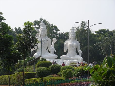 Kailasagiri, a hilltop park in the city of Visakhapatnam. Visakhapatnam, Kailasagiri Vizag, Vizag City, People's Liberation Army, Andhra Pradesh, Historical Place, City Travel, Pretty Wallpapers, East Coast