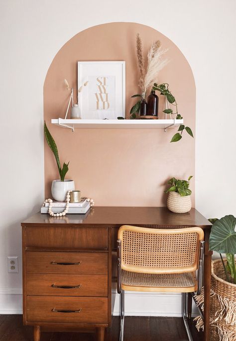 Bohemian midcentury modern desk with caned chair, hanging shelf, plants, and pampas grass. Home Office Design, Diy Dekor, Interior Design Per La Casa, 아파트 인테리어, Hus Inspiration, Design Del Prodotto, 인테리어 디자인, New Room, تصميم داخلي