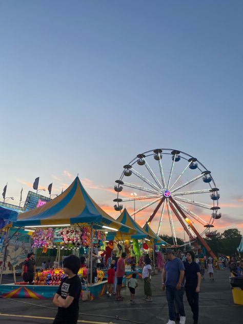 carnival!, fun, summer days Vision Board Summer Aesthetic, Summer Street Aesthetic, Small Town Activities, Summer Vison Boards Ideas, Summer Aesthetic Carnival, Best Summer Aesthetic, Carnival Summer Aesthetic, Fun Vibes Aesthetic, Sunny Summer Aesthetic