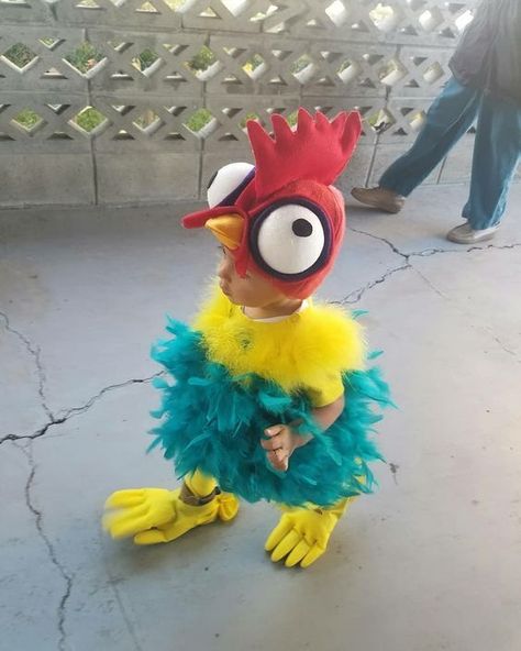 Hei Hei Moana, Rooster Costume, Handmade Halloween Costumes, Spooky Halloween Costumes, Fröhliches Halloween, Halloween Fest, Diy Halloween Projects, Boy Halloween Costumes, Toddler Halloween Costumes