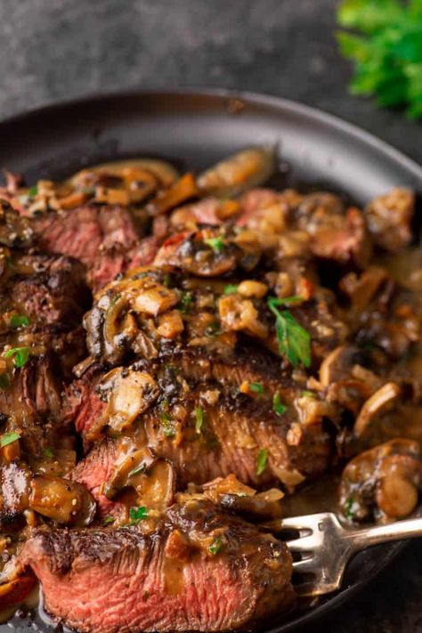 Steak Marsala Quiche, Steak Marsala, Mushroom Marsala, Marsala Sauce, Creamy Mushroom Sauce, Recipes Beef, Creamy Mushrooms, Mushroom Sauce, Sirloin Steaks