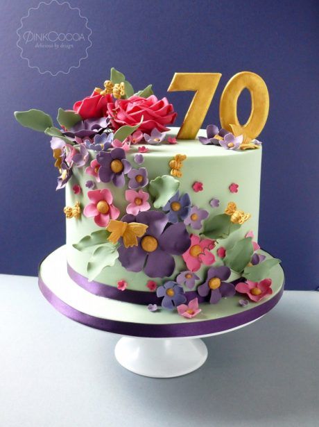 70years Birthday Cake, Cake Designs For 70th Birthday For Women, Female 70th Birthday Cake, Mum 70th Birthday Cake, 70 Birthday Cakes Female, Ladies 70th Birthday Cake, Cake 70th Birthday Mom, 90th Cake Ideas, Mums Birthday Cake