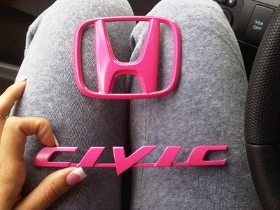 Pink ! for the ladies Limousin, Pink Honda, Honda Civic Accessories, Honda Civic 2008, Honda Accessories, Honda Civic Car, 2008 Honda Civic, Civic Car, Pink Car Accessories