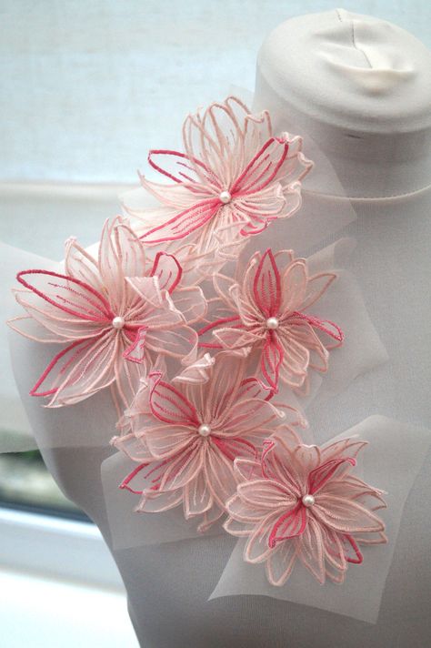 3D Organza flowers finished with glass pearl beads. Couture, Patchwork, Flower Machine Embroidery Designs, Making Fabric Flowers, Fabric Painting On Clothes, Hand Beaded Embroidery, Handmade Flowers Fabric, Organza Flowers, Couture Embroidery