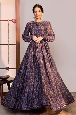 Shop for SutrabySweta Purple Chiffon Floral Print Dress for Women Online at Aza Fashions Shifon Dress Chiffon Style, Fall Bridesmaid Dress Colors, Fish Cut Gown, Floral Print Gowns, Fall Bridesmaid Dresses, Ruffle Gown, Purple Gowns, Latest Dress Design, Gown For Women