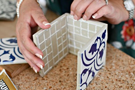 Ceramic Tile Crafts Diy, Crafts With Tiles Diy Projects, Diy With Tiles, Crafts With Tiles, Diy Ceramic Tiles, Tile Diy Crafts, Leftover Tile Projects, Tile Art Diy, Tile Planter