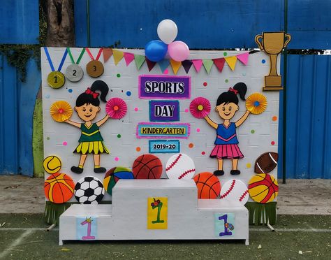 Sports day decorating Sport Day Board Decoration, Sport Day Decoration Ideas For School, Sports Board Ideas, Sports Decoration Ideas, Sports Day Board Decoration Ideas School, School Annual Day Decoration, Sports Decoration Ideas For School, Sports Day For Preschoolers, Sports Board Decoration Ideas