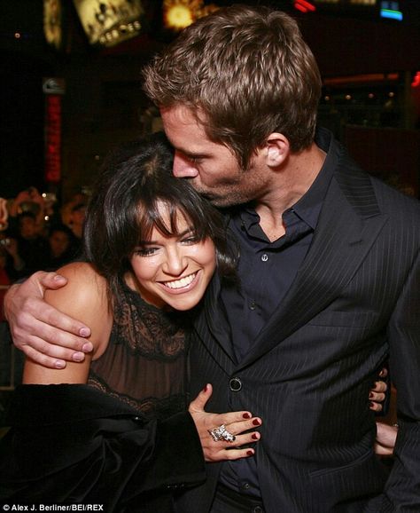 Paul Walker and Michelle Rodriguez.  I love this picture so much. Fast And Furious Letty, Paul Walker Family, Brian Oconner, The Fast And The Furious, Paul Walker Quotes, Fast And The Furious, Furious Movie, Rip Paul Walker, Jordana Brewster