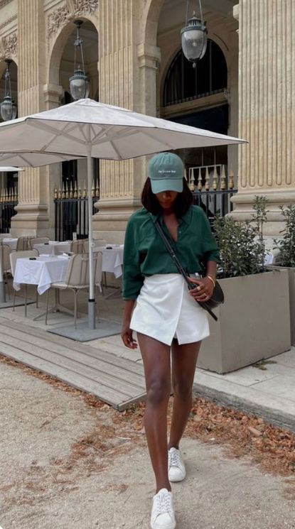 Sporty Outfit Ideas Summer, Vacation Bags For Women, Italy Fashion Spring 2024, Skort Outfit Spring, Skorts Skirts Outfit Summer, 2024 Outfits Summer, Cuban Outfits Women, Baseball Mom Outfits Spring, White Skort Outfit Ideas