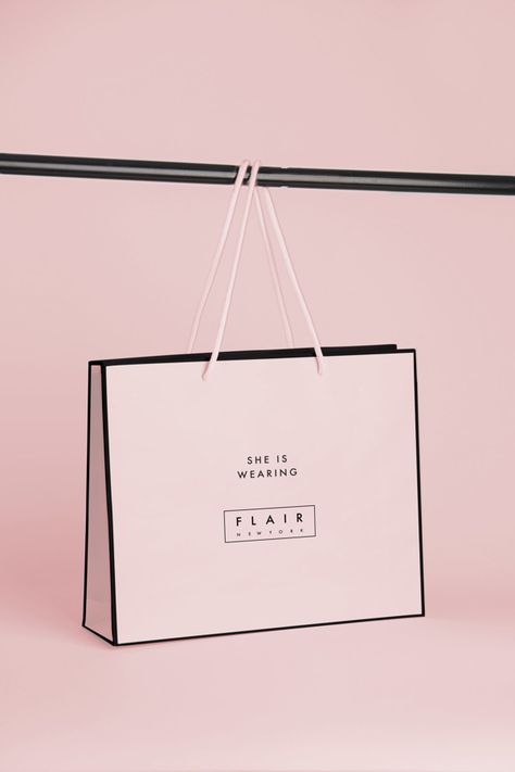 Desain Merek, Shoping Bag, Custom Paper Bags, Packaging Design Ideas, Shopping Bag Design, Paper Bag Design, Fashion Packaging, Clothing Packaging, Packaging Ideas Business