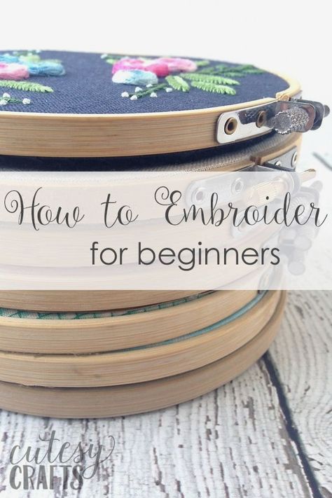 Learn how to embroider with this easy guide. Consider this your embroidery 101. Perfect for learning how to embroider for beginners! Amigurumi Patterns, Brazilian Embroidery, Crewel Embroidery, Wine Bottle Diy Crafts, Embroidery Stitches Tutorial, Learn Embroidery, Hand Embroidery Stitches, Embroidery For Beginners, Sewing Projects For Beginners