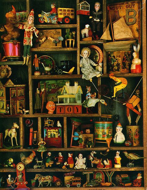∷ Variations on a Theme ∷ Collection of antique toys Assemblage Art, Collect Moments, Disney Vintage, Shadow Box Art, Tin Toys, Antique Toys, Shadow Boxes, Old Toys, Displaying Collections