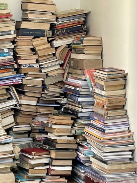 Book Collection Aesthetic, Book Piles, Old Bookstore, Book Pile, Lots Of Books, Oh Captain My Captain, Reading Motivation, Pile Of Books, Library Aesthetic
