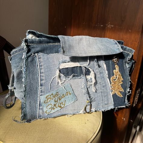 Brand New Blue Jean Baby Custom And Handmade Denim Patchwork Shoulder Bag, Made From Upcycled Jeans. Accented With A Beautiful Interior And Patterned Strap, This Bag Is A Twist On Modern Retro Style. One Of A Kind, It Is Sure To Turn Heads When You Wear It! Features An Outer Keychain Loop And A Tie Up Front Closure Flap! Denim Purses And Bags Old Jeans Patterns, Denim Purses And Bags Old Jeans, Upcycled Handbags, Denim Patchwork Bag, Denim Recycle, Keychain Loop, Upcycled Handbag, Denim Clutch, Jean Purses