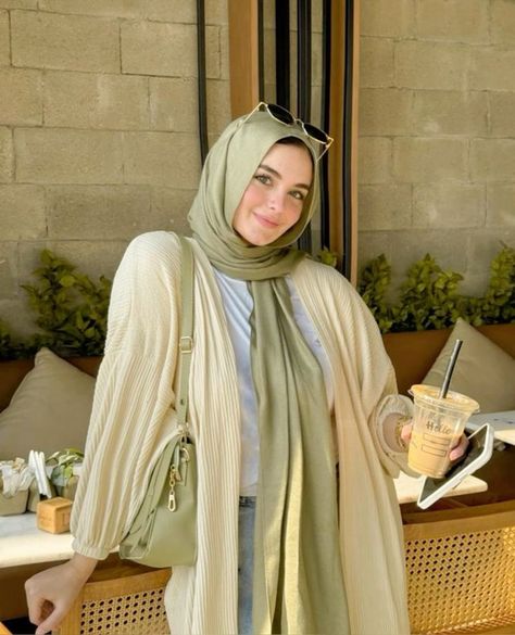 summer spring modest hijabi outfit hijab inspiration Linen Hijabi Outfits, Cute Modest Hijabi Outfits, Hijabi Vacation Outfits Summer, Wrap Skirt Outfit Hijab, Hijabi London Outfits, Casual Summer Hijab Outfits, Hijab Fits Summer, Summer Hijab Fits, Hijabi Summer Outfits 2024