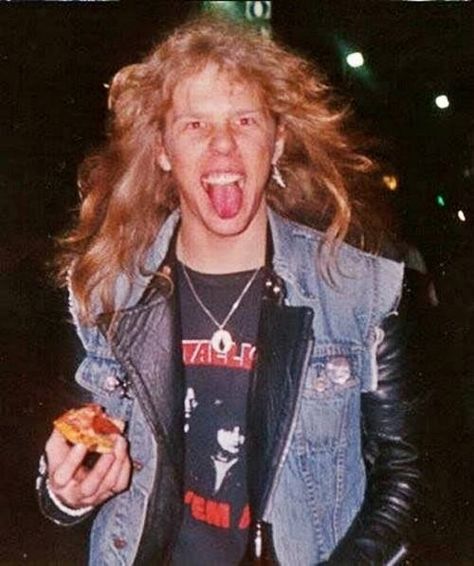 James Hetfield -Metallica... James Hetfield Young, James Hatfield, Jason Newsted, Robert Trujillo, Cliff Burton, Kirk Hammett, James Hetfield, Mötley Crüe, Thrash Metal