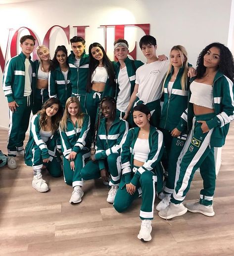 it's Now United baby! Boy And Girl Friendship, Squad Photos, Bailey May, Selfie Poses Instagram, Vogue India, Love Now, Now United, Squad Goals, Selfie Poses