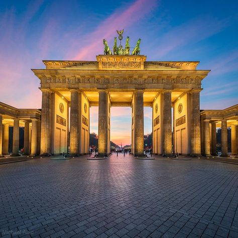 Sunset at the famous Brandenburg Gate in Berlin, Germany Bremen, Brandenburg, Berlin Brandenburg Gate, Sketch Object, Germany Landscape, Beautiful Germany, European Trip, Germany Berlin, Brandenburg Gate